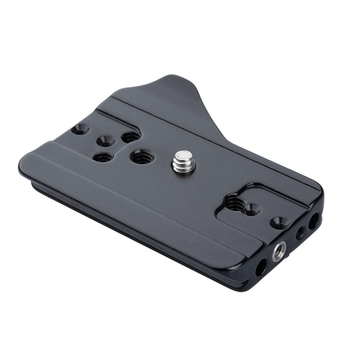 This plates fits BG-E13 and BG-E14 Grips