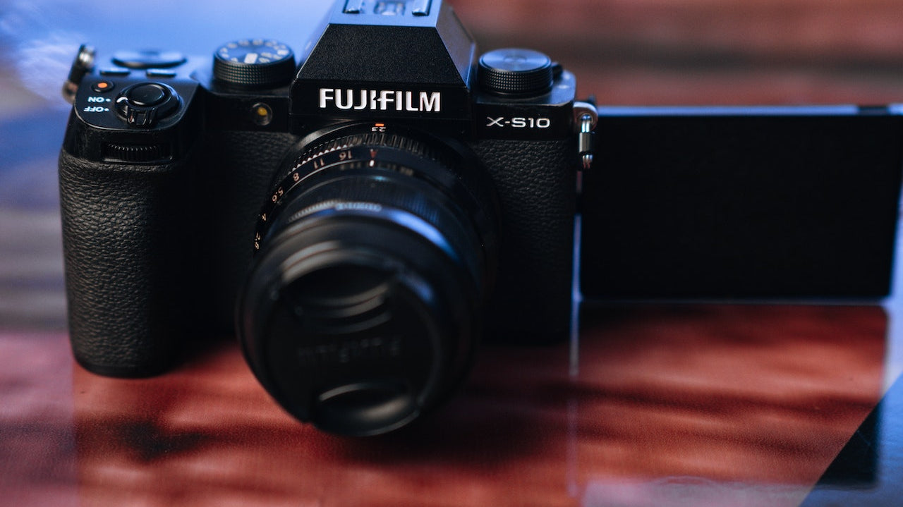 Fujifilm X-S10 | How to choose the right camera for  your needs