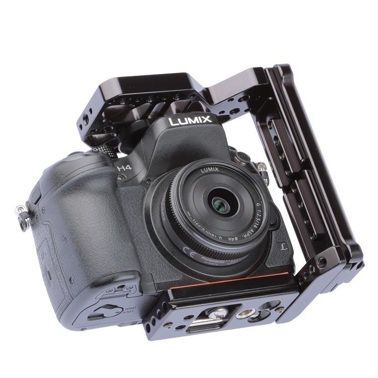 ProMediaGear VRC1 video cage with Panasonic GH4